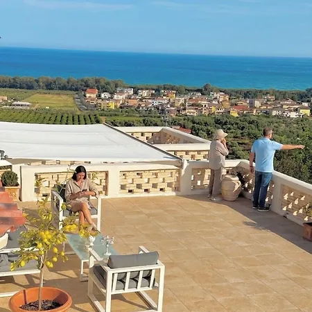 Don Giacchi 3* Καταντζάρο