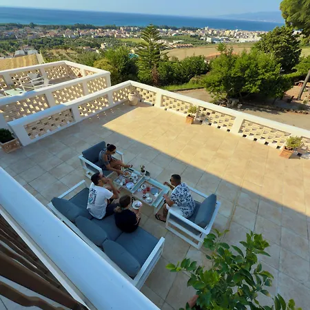 Bed and Breakfast Don Giacchi Καταντζάρο