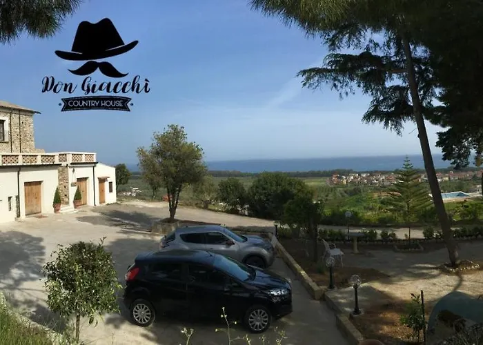 Alojamento de Acomodação e Pequeno-almoço Don Giacchi 3*